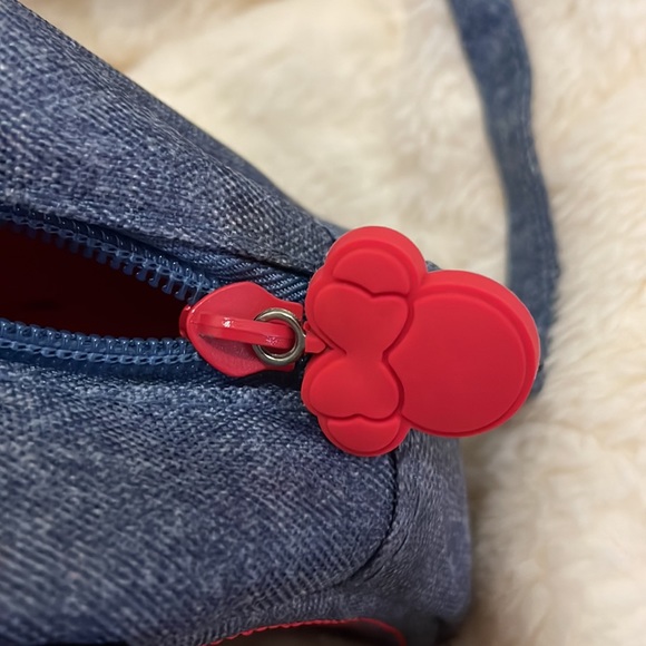 Minnie Mouse Girl’s shoulder/crossbody bag - Picture 4 of 7